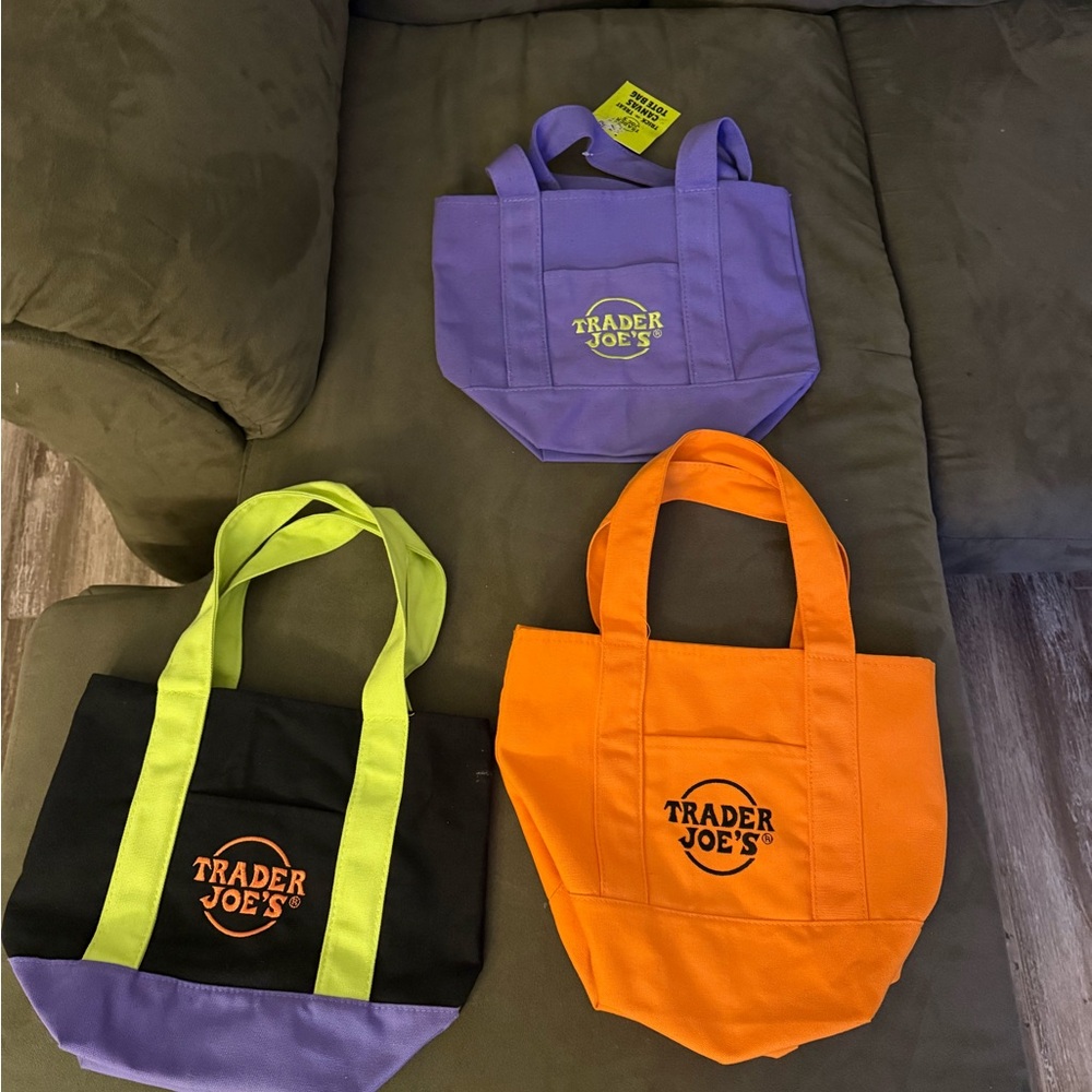 Trader Joe’s Halloween Tote Orange